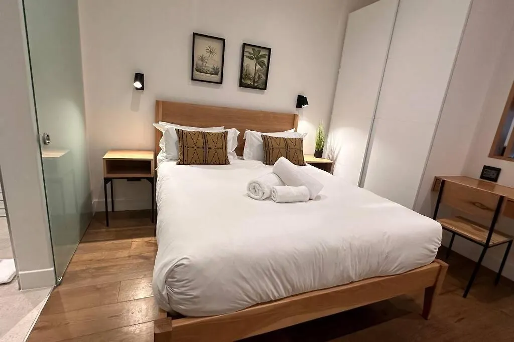 The Barracks Studio 518 - Inner City Sanctuary Cape Town Apartment