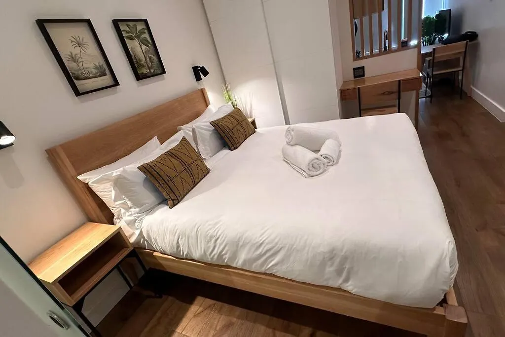 The Barracks Studio 518 - Inner City Sanctuary Cape Town